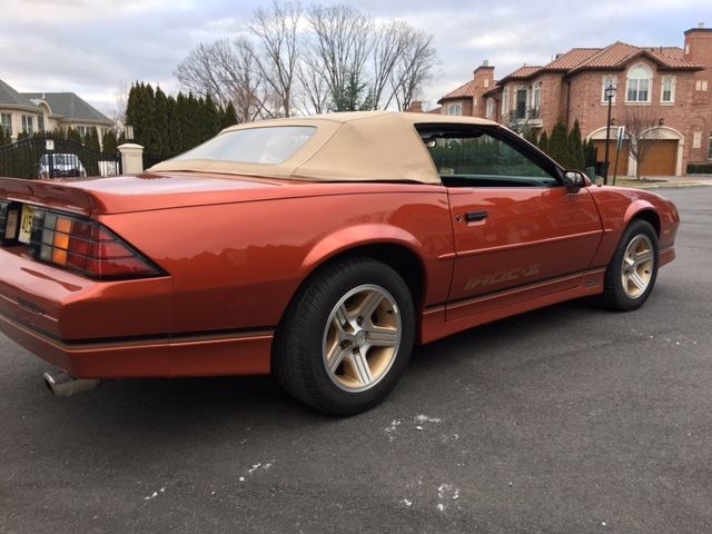 1988 Chevrolet Camaro Iroc-Z Convertible 2-Door - photo 3