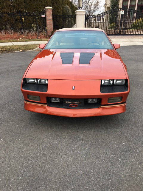1988 Chevrolet Camaro Iroc-Z Convertible 2-Door - photo 5