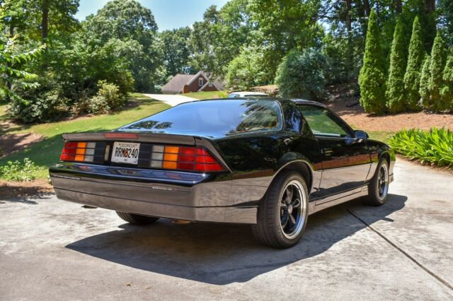 1988 Chevrolet Camaro IROZ-Z28 - photo 3