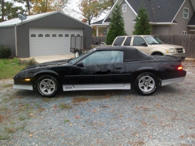 1988 Chevrolet Camaro Rally Sport Convertible 46,900 original miles 1988 Chevrolet Camaro Convertible