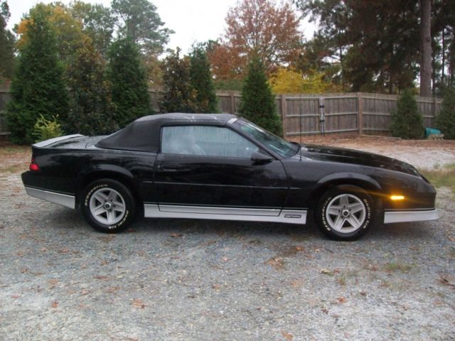 1988 Chevrolet Camaro Convertible - photo 2