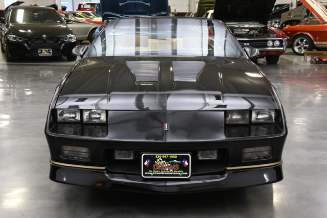 1988 Chevrolet Camaro Convertible IROC 22k original miles rare black and - photo 10