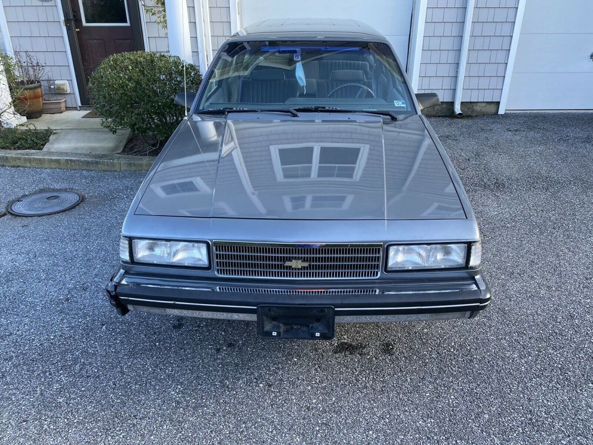 1988 Chevrolet Celebrity - photo 2
