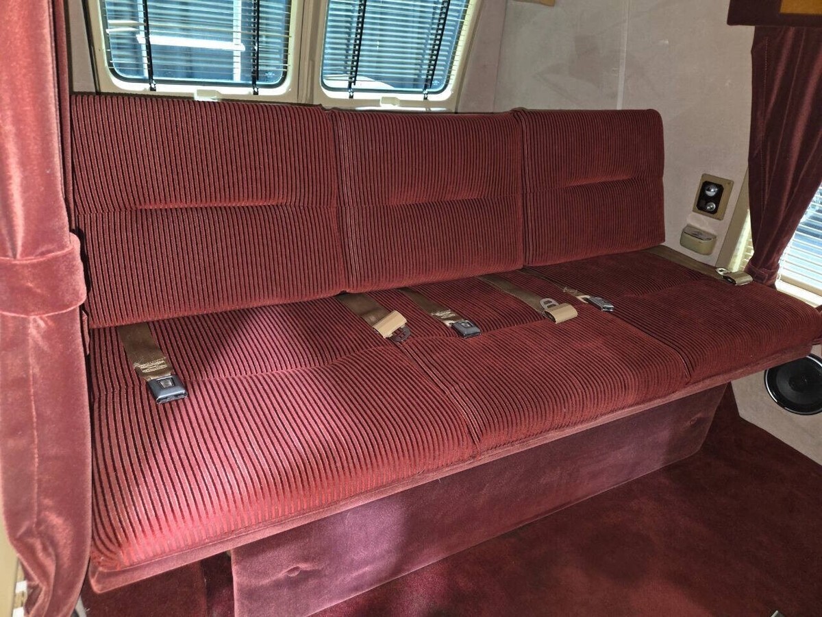 1988 Chevrolet Chevy Van G20 2dr Cargo - photo 12