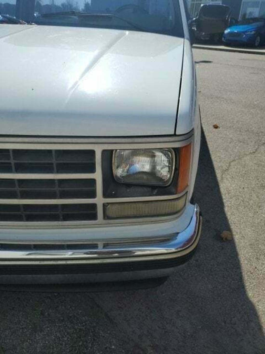 1988 Chevrolet C/K Pickup 1500 Cheyenne - photo 3