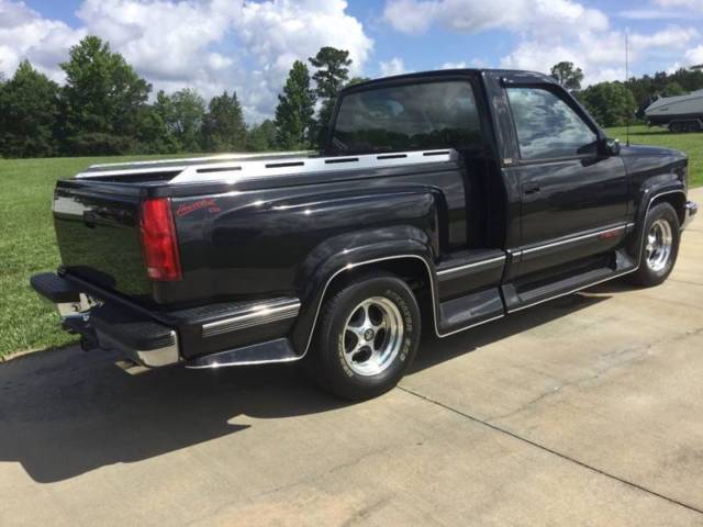 1988 Chevrolet C/K Pickup 1500 C1500 Silverado 2dr Standard Cab SB - photo 11
