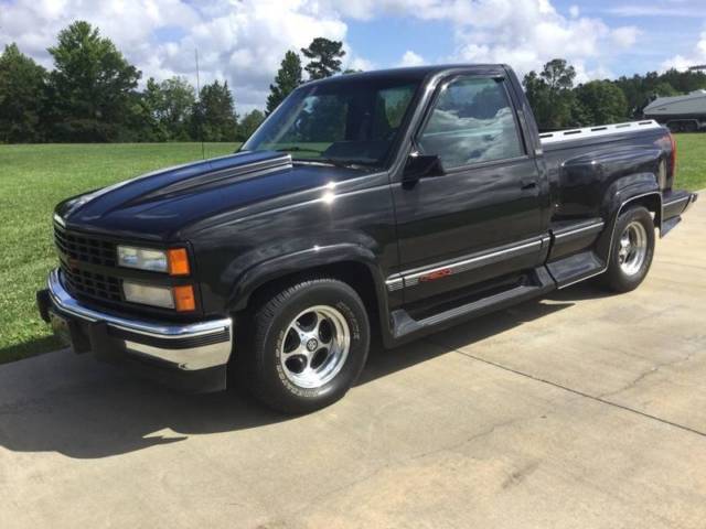 1988 Chevrolet C/K Pickup 1500 C1500 Silverado 2dr Standard Cab SB - photo 3
