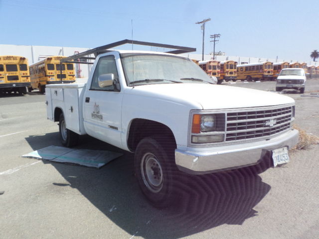1988 Chevrolet C/K3500 Pickup w/ Service Body Cabinets & Rack- Broken Ball Joint 1988 Chevrolet C/K Pickup 3500
