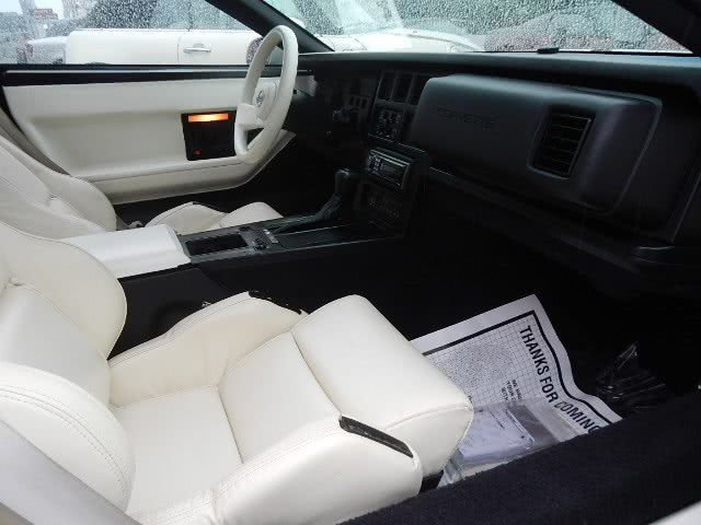 1988 Chevrolet Corvette 2dr Hatchback Coupe - photo 10