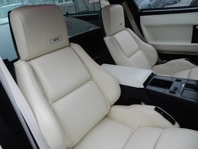 1988 Chevrolet Corvette 2dr Hatchback Coupe - photo 11
