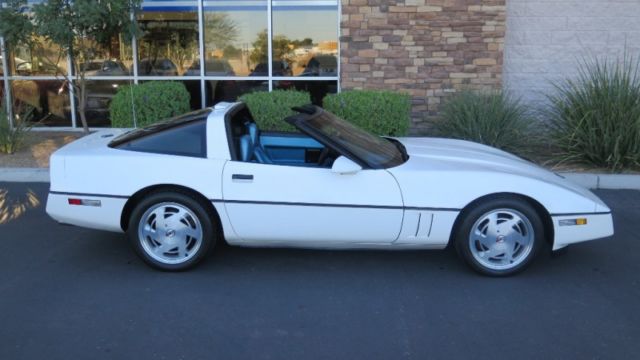 1988 Chevrolet Corvette 2dr Hatchback Coupe - photo 4
