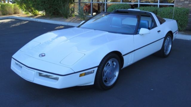 1988 Chevrolet Corvette 2dr Hatchback Coupe - photo 8