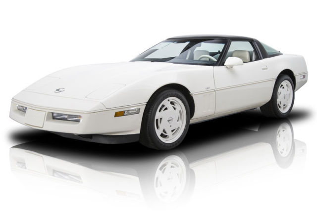 1988 Chevrolet Corvette 35th Anniversary 902 Miles White Coupe 350 V8 4 Speed Au 1988 Chevrolet Corvette 35th Anniversary