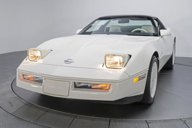 1988 Chevrolet Corvette 35th Anniversary - photo 12