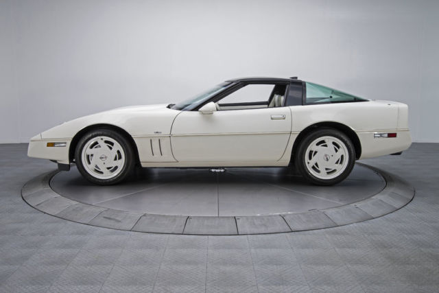 1988 Chevrolet Corvette 35th Anniversary - photo 7