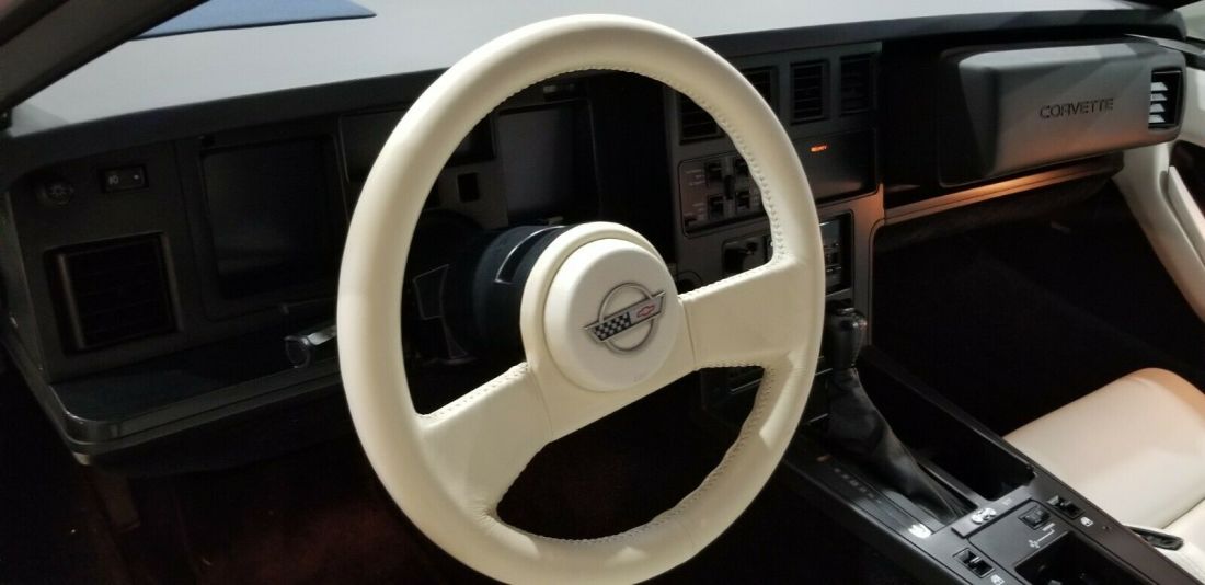 1988 Chevrolet Corvette - photo 13