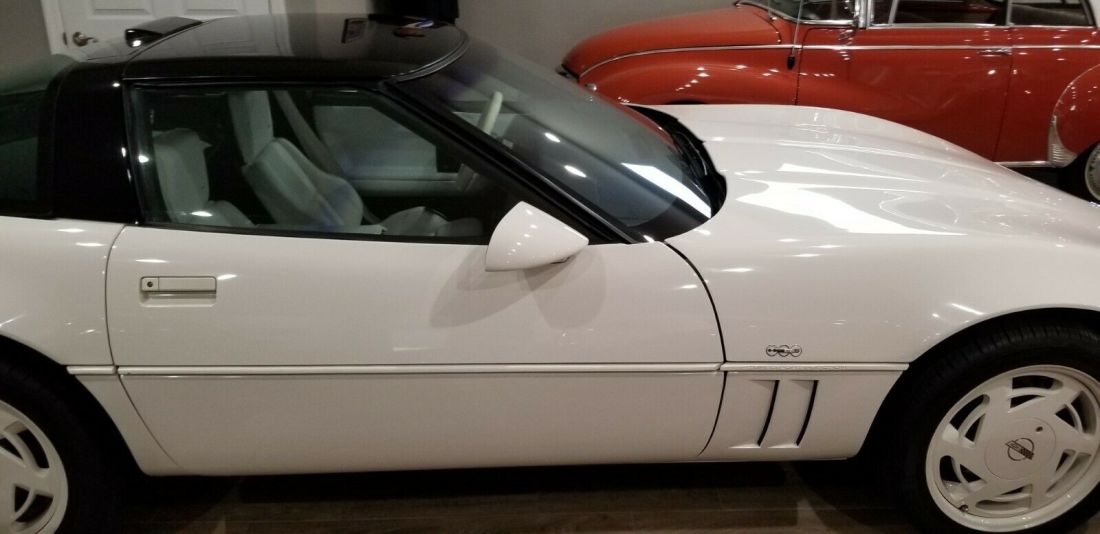 1988 Chevrolet Corvette - photo 6