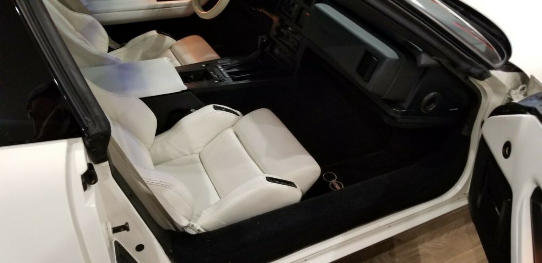1988 Chevrolet Corvette - photo 7