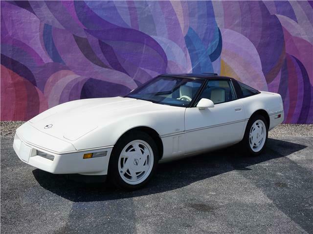1988 Chevrolet Corvette 35th Anniversary - Collector Grade - 24,225 Miles 1988 Chevrolet Corvette 35th Anniversary - Collector Grade - 24,225 Miles