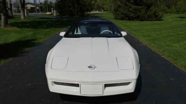 1988 Chevrolet Corvette 35th Special Edition Coupe - photo 3