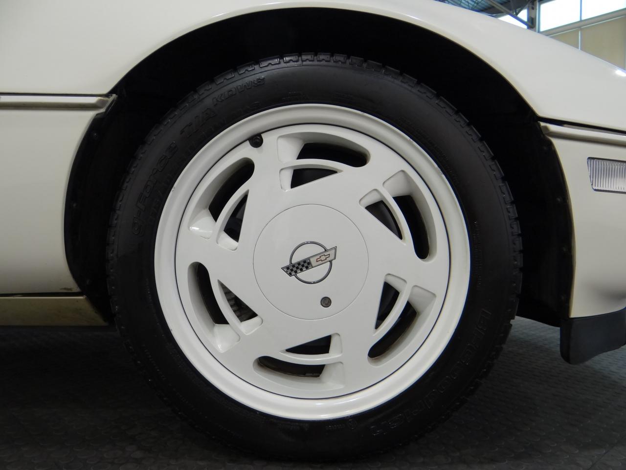 1988 Chevrolet Corvette - photo 4