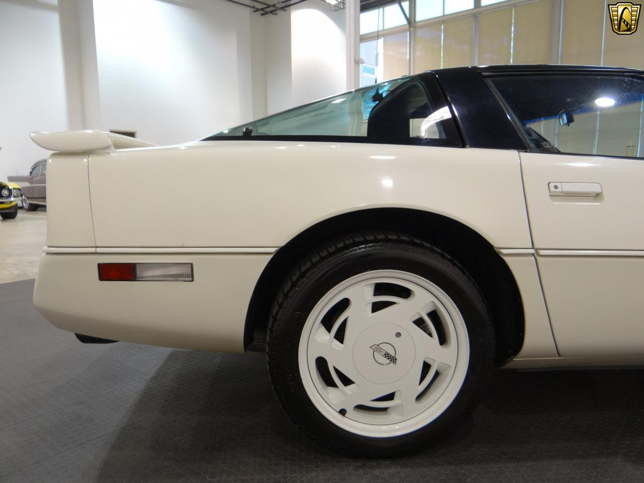 1988 Chevrolet Corvette - photo 6