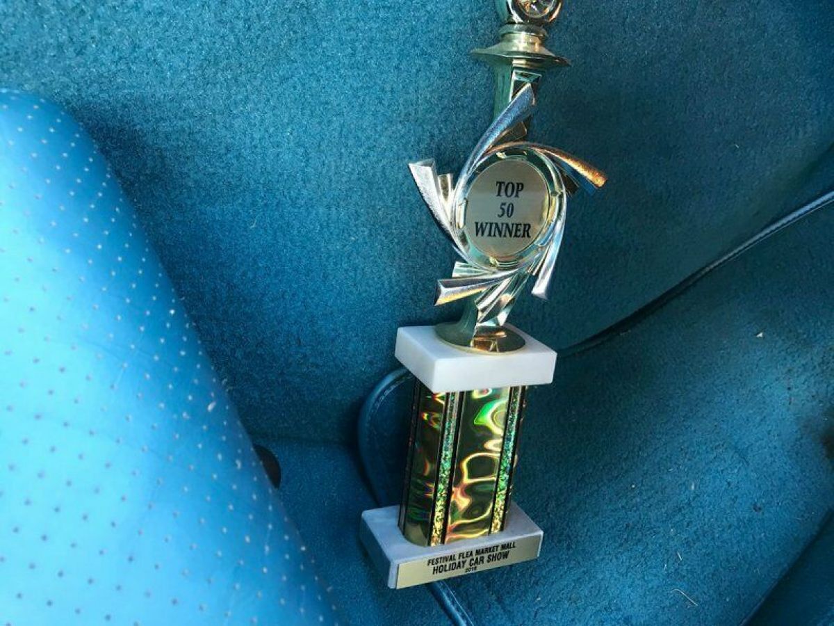 1988 Chevrolet Corvette 7500 Mile Nassau Blue Convertible - photo 12