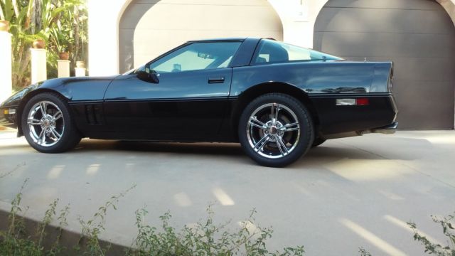 1988 Chevrolet Corvette C 4,Tuned Port Injection Black on Black New Tires & Rims 1988 Chevrolet Corvette