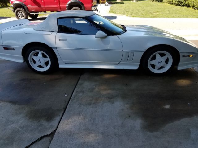1988 Chevrolet Corvette Base Convertible 2-Door - photo 5