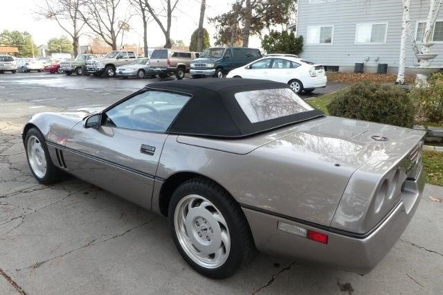 1988 Chevrolet Corvette Convertible - photo 5