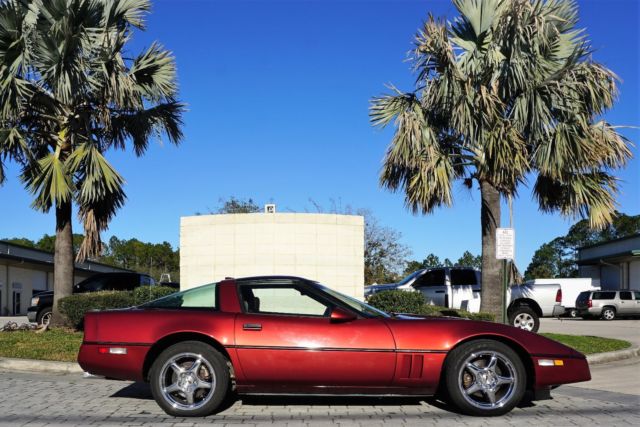 1988 Chevrolet Corvette coupe 1988 Chevrolet Corvette