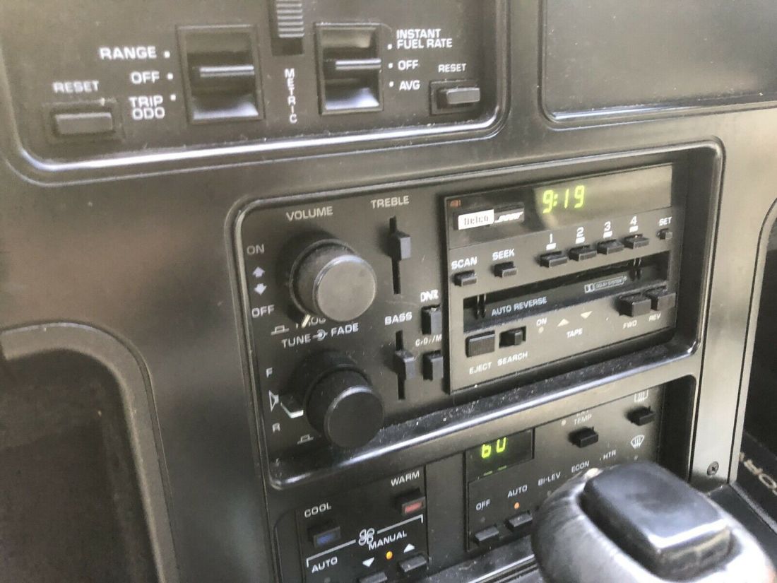 1988 Chevrolet Corvette - photo 11