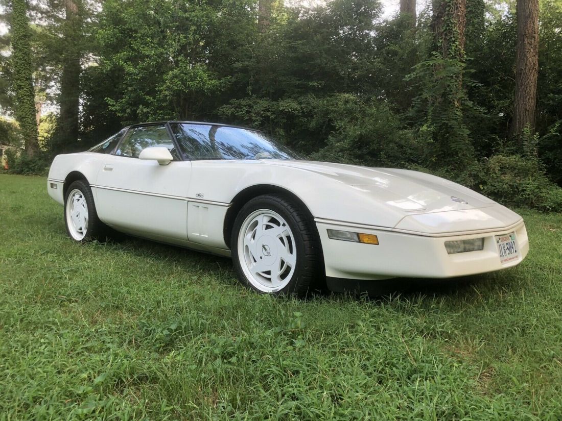 1988 Chevrolet Corvette - photo 3
