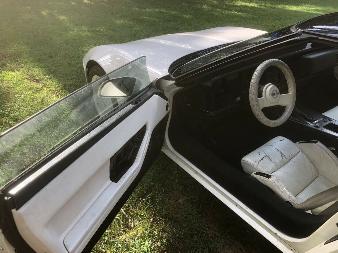 1988 Chevrolet Corvette - photo 8