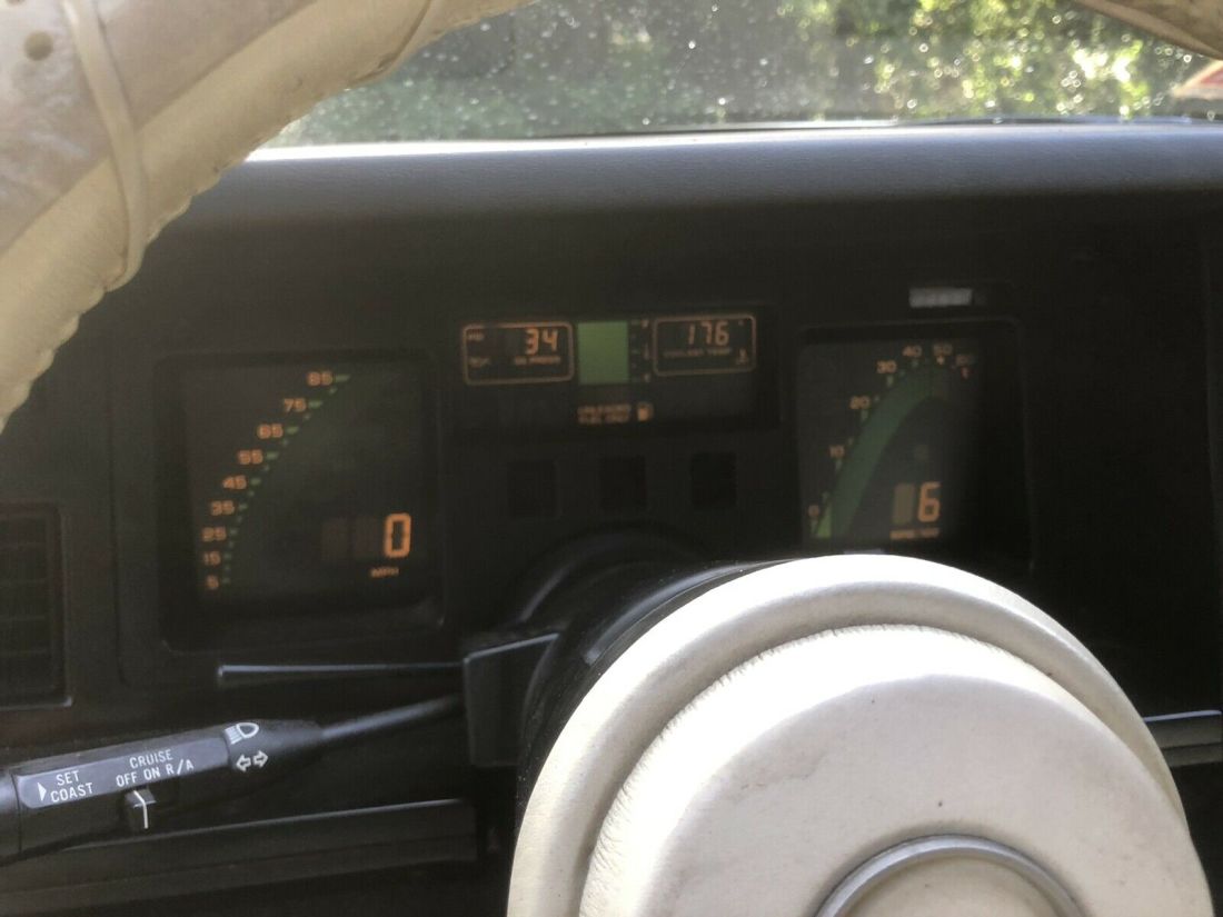 1988 Chevrolet Corvette - photo 9