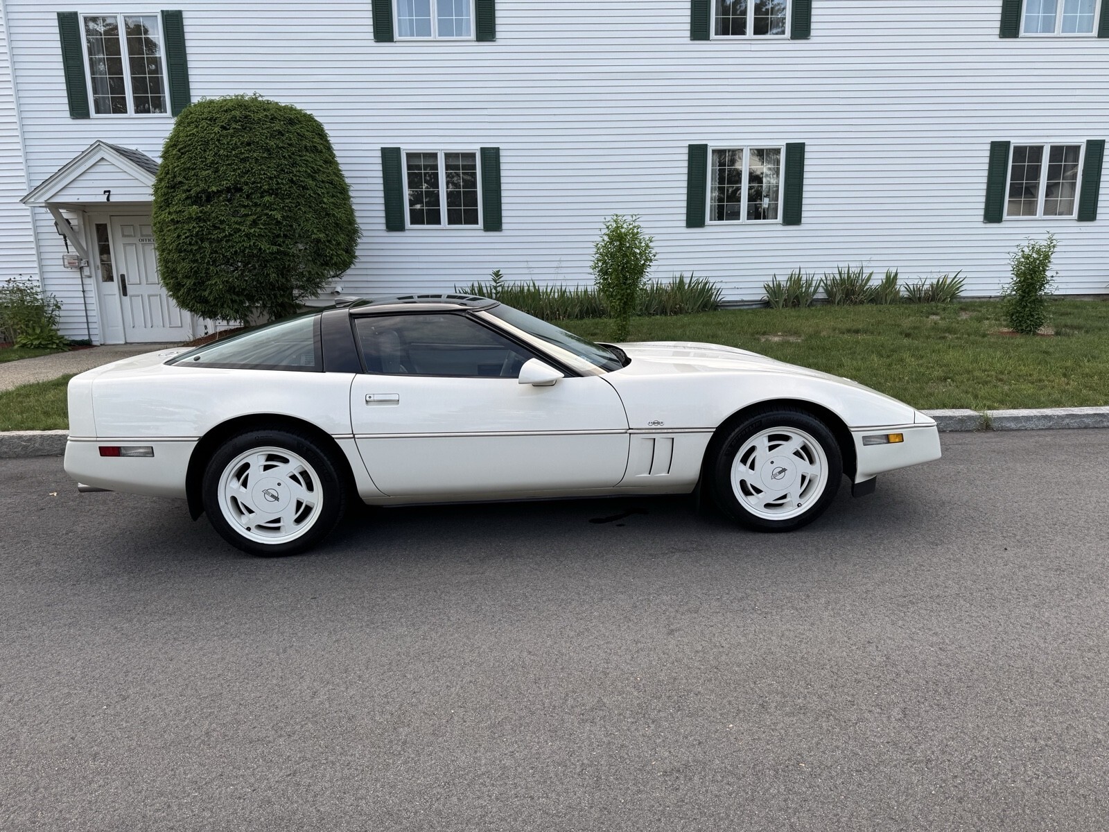 1988 Chevrolet Corvette - photo 3