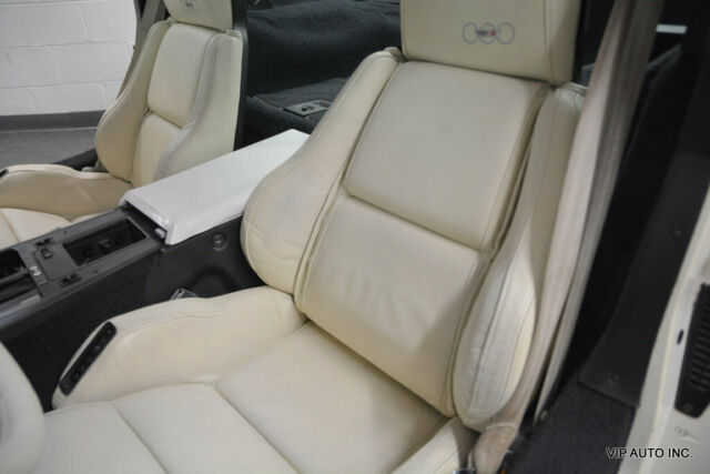 1988 Chevrolet Corvette Coupe - photo 13