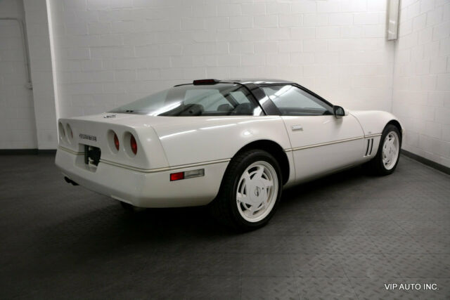 1988 Chevrolet Corvette Coupe - photo 4