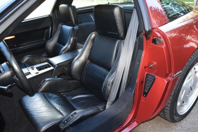 1988 Chevrolet Corvette Base Hatchback 2-Door - photo 7