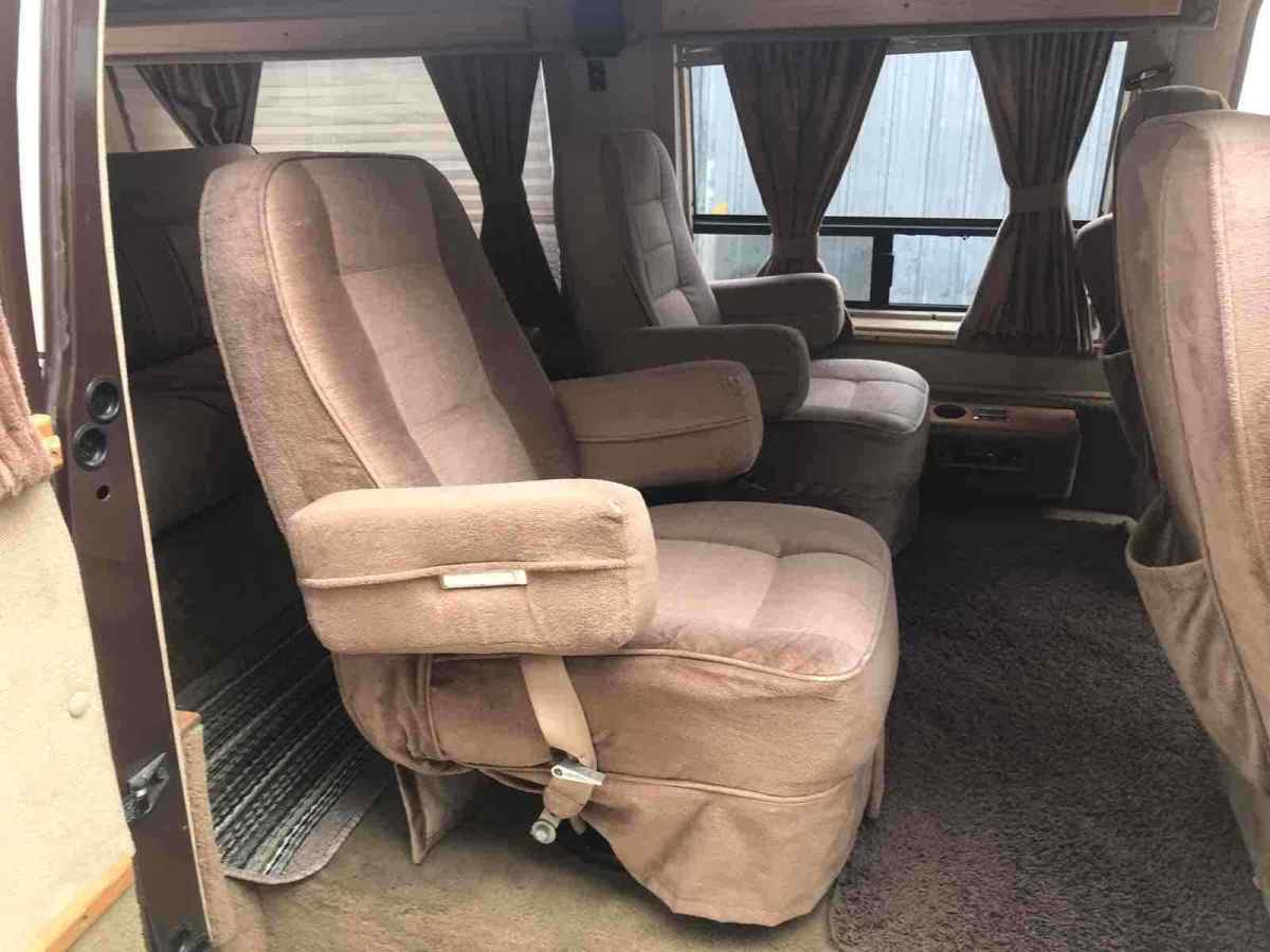 1988 Chevrolet G20 - photo 8