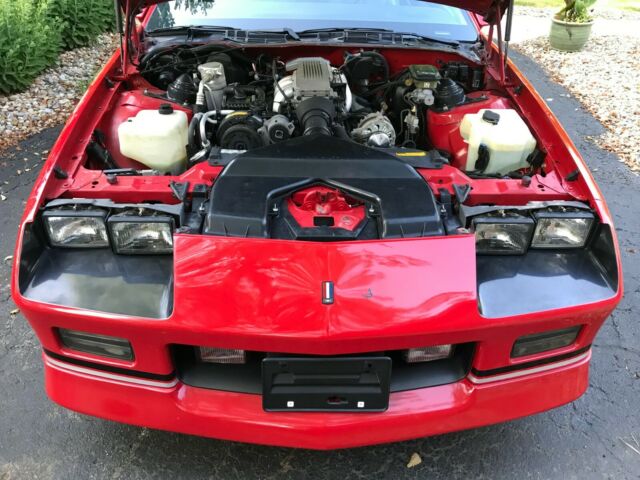 1988 Chevrolet Camaro IROC Z-28 - photo 12