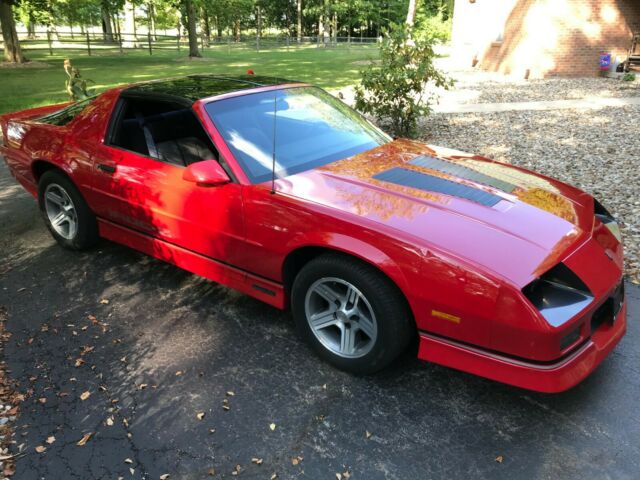 1988 Chevrolet Camaro IROC Z-28 - photo 7