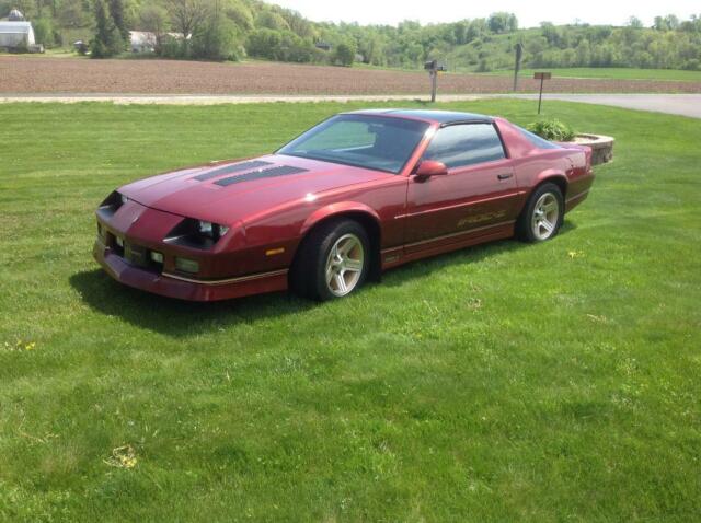 1988 Chevrolet Camaro IROC-Z 5.7L TPI - photo 9