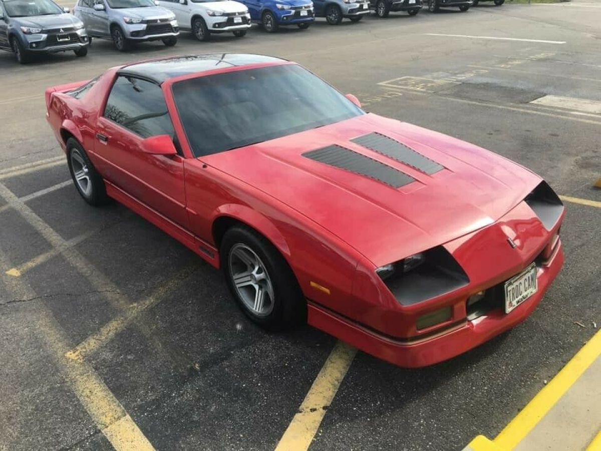 1988 Chevrolet Camaro IROC-Z 5.7L TPI - photo 3