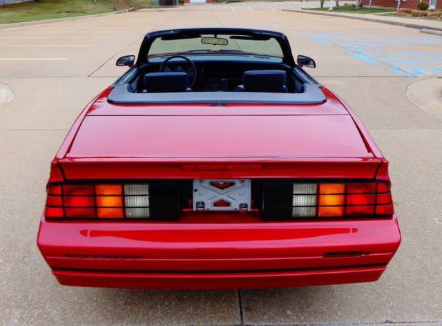 1988 Chevrolet Camaro IROC Z - photo 11