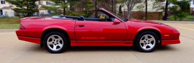 1988 Chevrolet Camaro IROC Z - photo 8