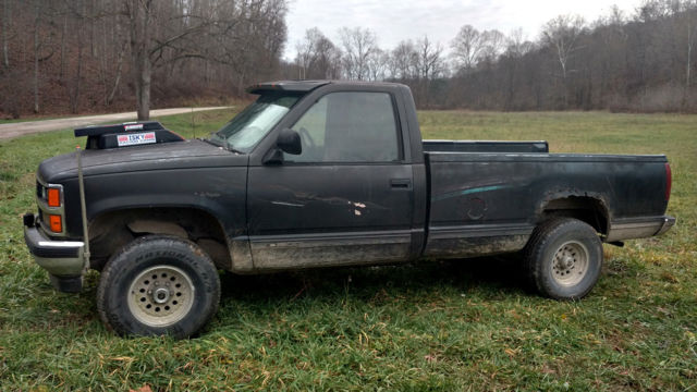 1988 Chevrolet C/K Pickup 1500 Silverado Standard Cab Pickup 2-Door - photo 4