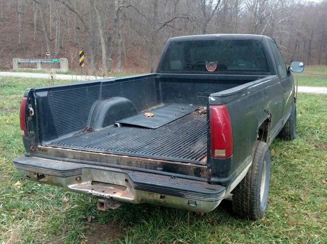1988 Chevrolet C/K Pickup 1500 Silverado Standard Cab Pickup 2-Door - photo 5