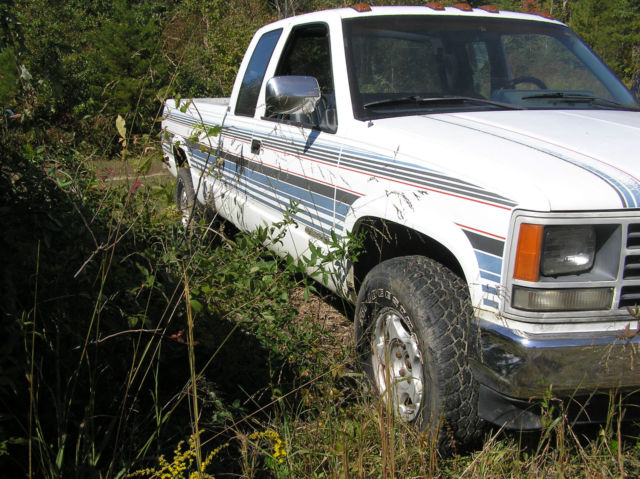 1988 Chevrolet C/K Pickup 2500 Long wheel base extended cab - photo 7