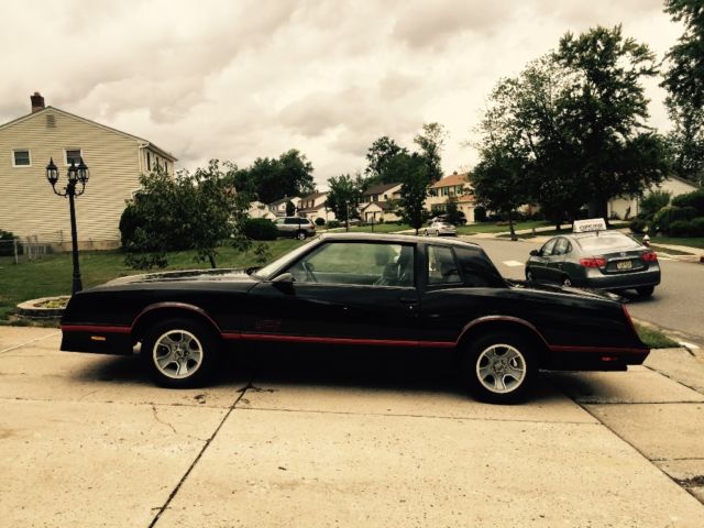 1988 Chevrolet Monte Carlo - photo 2